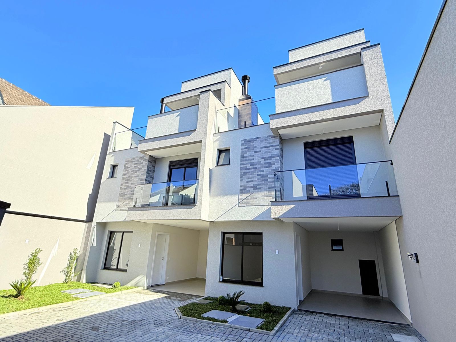 Residencial Morona Fachada Detalhe